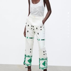 Zara Green/White linen embroidered pant with stitch detailing